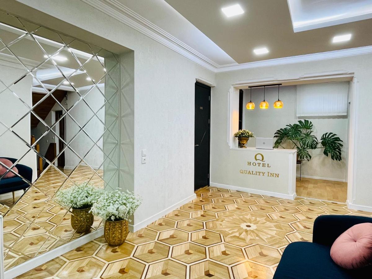 Quality Inn 第比利斯 外观 照片